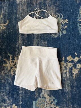 ALO Yoga Cream-White Active Shorts and Bra Set